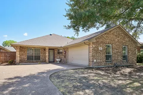 702 Azalea Trl, Waxahachie, TX 75165