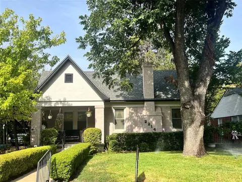 2214 Stanley Ave, Fort Worth, TX 76110