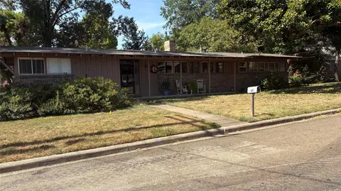 306 E Pne, Winnsboro, TX 75494