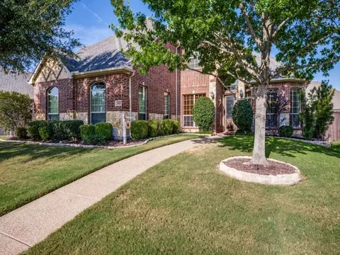 2415 Strathfield Ln, Trophy Club, TX 76262