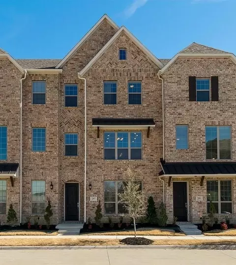297 Scotia St, Lewisville, TX 75067
