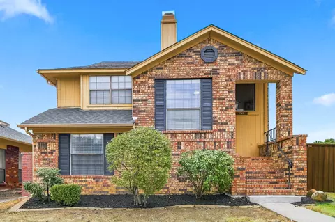 2923 Menlo Park Ln, Carrollton, TX 75007