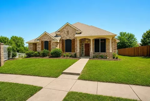 4402 Horizon Dr, Garland, TX 75043