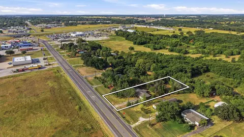 1017 Highway 377 N, Whitesboro, TX 76273