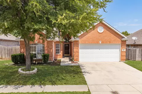 5541 Flynn Ct, Fort Worth, TX 76137