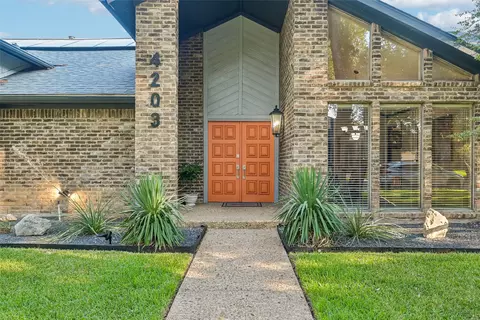 4203 Cobblers Ln, Dallas, TX 75287