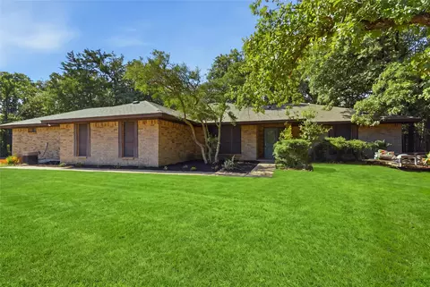 104 Murls Lake Rd, Weatherford, TX 76085