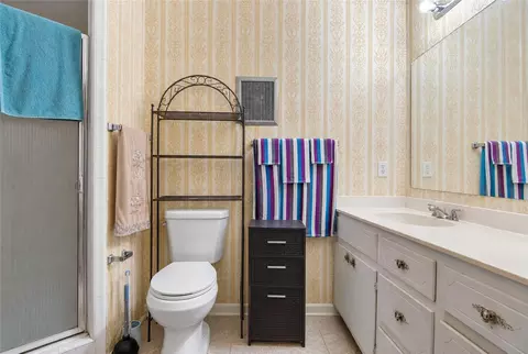 Bath - 3117 N 15th St, Waco, TX 76708 photo 4 of 4