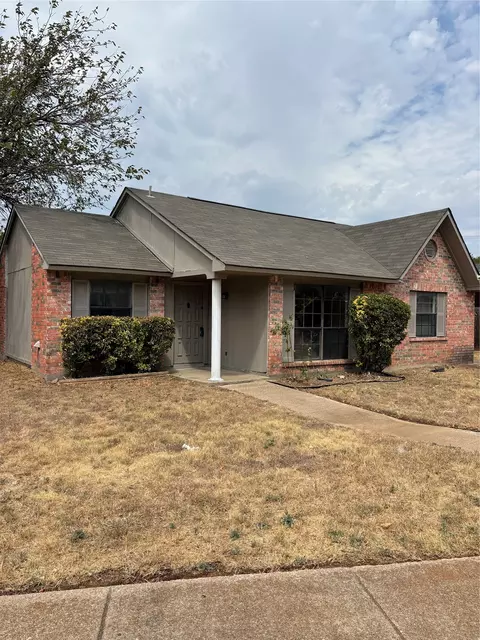 510 Matterhorn St, Cedar Hill, TX 75104