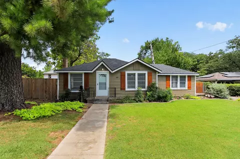 2811 Springdale Rd, Fort Worth, TX 76111