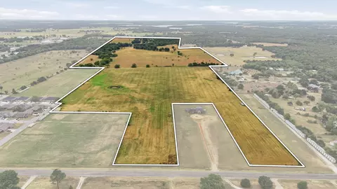 544 W Fm 902, Collinsville, TX 76233