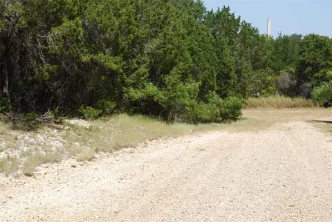1702 Shadow Rock Ct, Whitney, TX 76692