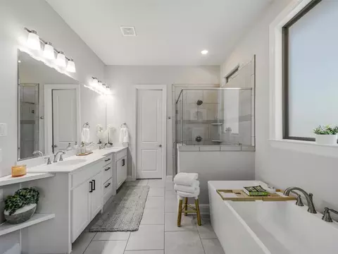 Bath - 3051 Kessler Dr, Celina, TX 75009 photo 3 of 5