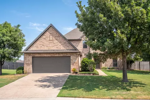 304 Creekside Trl, Argyle, TX 76226