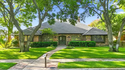 1912 Deerfield Dr, Plano, TX 75023