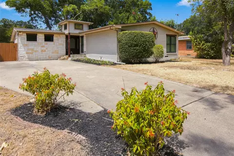 815 National Dr, Irving, TX 75060