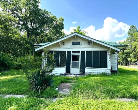 504 Brown Ave, Paris, TX 75460
