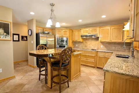 Kitchen - 216 Pr 3463, Gladewater, TX 75647 photo 3 of 4