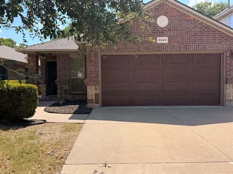 5049 Britton Ridge Ln, Fort Worth, TX 76179