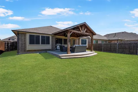 Exterior - 1021 Sheldon Dr, Anna, TX 75409 photo 4 of 7