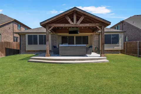 Exterior - 1021 Sheldon Dr, Anna, TX 75409 photo 5 of 7