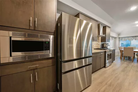 Kitchen - 1021 Sheldon Dr, Anna, TX 75409 photo 3 of 7