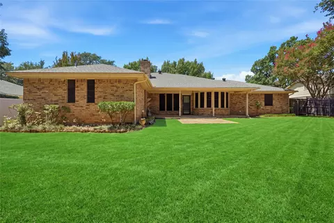 Exterior - 314 Brookside Dr, Grapevine, TX 76051 photo 5 of 6