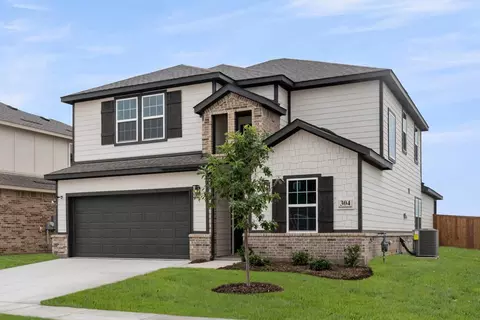 Exterior - 304 Sequoia Ln, Denton, TX 76210 photo 2 of 2
