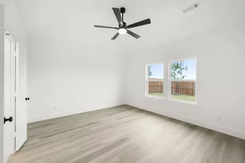Bedroom - 304 Sequoia Ln, Denton, TX 76210 photo 2 of 5