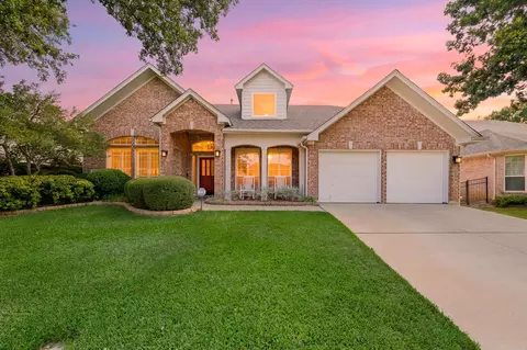 3628 Stone Creek Ln S, Fort Worth, TX 76137