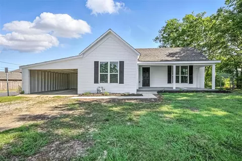 412 3rd St, Whitesboro, TX 76273