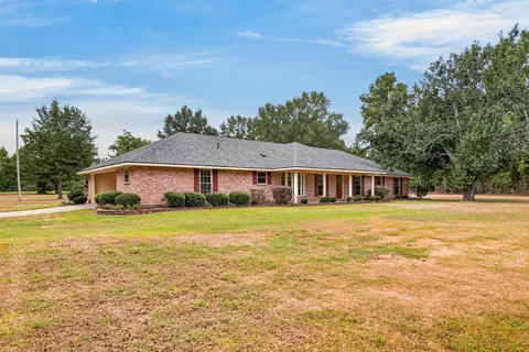 10610 Twin Oaks Rd, Keithville, LA 71047