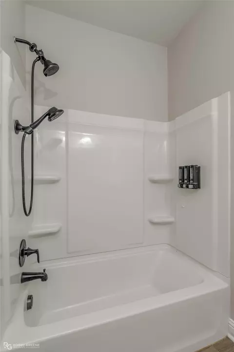 Bath - 104 Brimestone Loop, Benton, LA 71006 photo 5 of 5