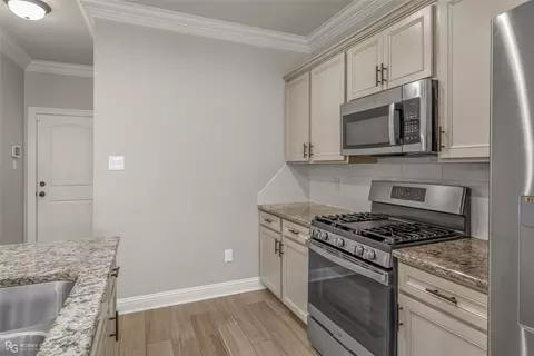 Kitchen - 104 Brimestone Loop, Benton, LA 71006 photo 2 of 2