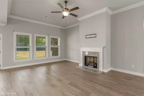 Living - 104 Brimestone Loop, Benton, LA 71006 photo 1 of 6