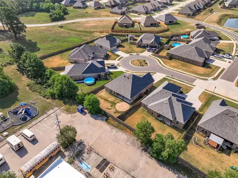 View/Area - 104 Brimestone Loop, Benton, LA 71006 photo 4 of 6