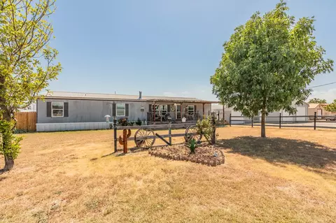 157 Judge Ct, New Fairview, TX 76078