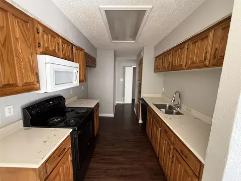 728 Via Miramonte, Mesquite, TX 75150