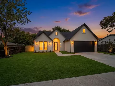 338 Texana St, Van Alstyne, TX 75495