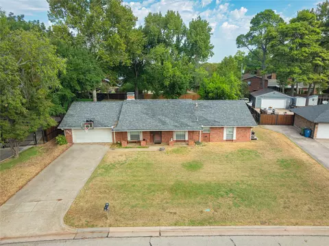 528 Marcus Dr, Lewisville, TX 75057