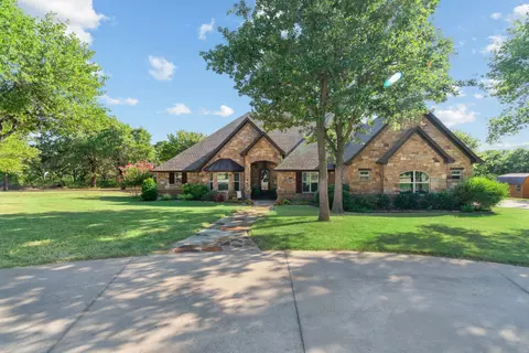 173 Oakwood Trl, Eastland, TX 76448