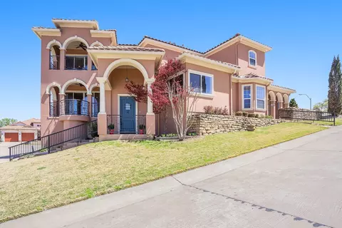 7713 Lakeview Cir, Fort Worth, TX 76179