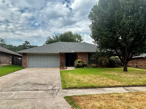 9335 Lytham Dr, Shreveport, LA 71129