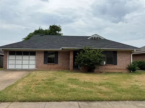 5704 Pampus Ln, Bossier City, LA 71112