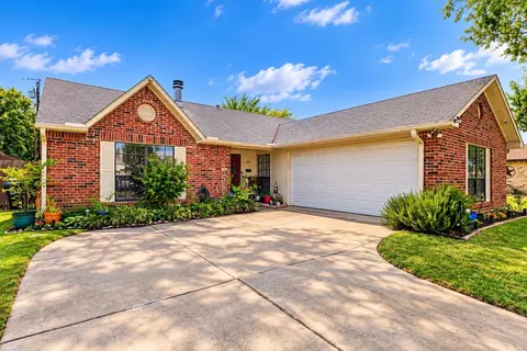 509 Carl C Senter St, Forney, TX 75126