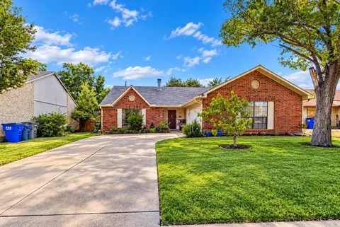 509 Carl C Senter St, Forney, TX 75126
