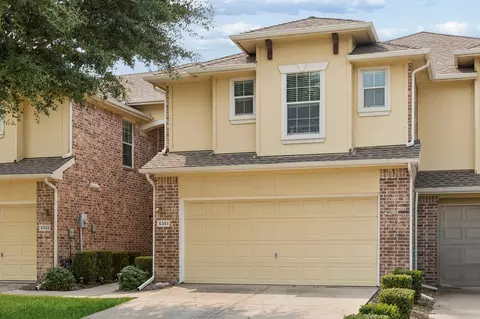 5351 Crimson Oaks Dr, Frisco, TX 75035