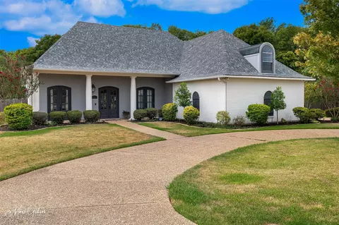 111 Piccadilly Cir, Bossier City, LA 71111