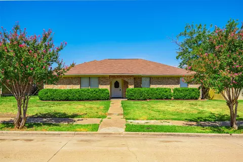 2517 Trenton Dr, Mesquite, TX 75150