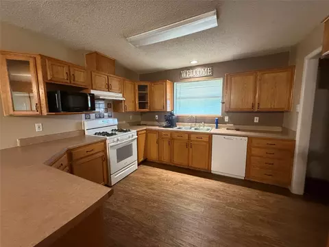 Kitchen - 601 Highway 588, Comanche, TX 76442 photo 2 of 6